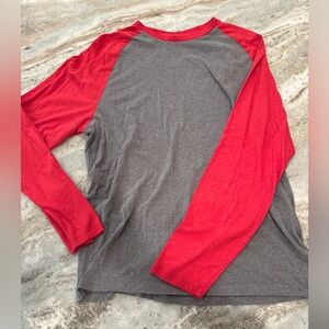 Old Navy Large soft wash baseball tee long sleeve large